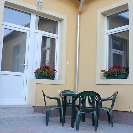 Apartmani Maja Zrenjanin Esterno foto