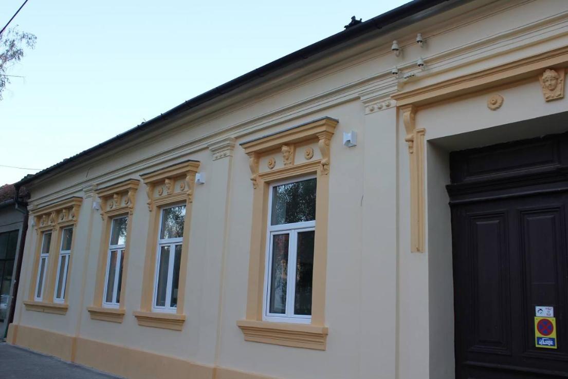 Apartmani Maja Zrenjanin Esterno foto