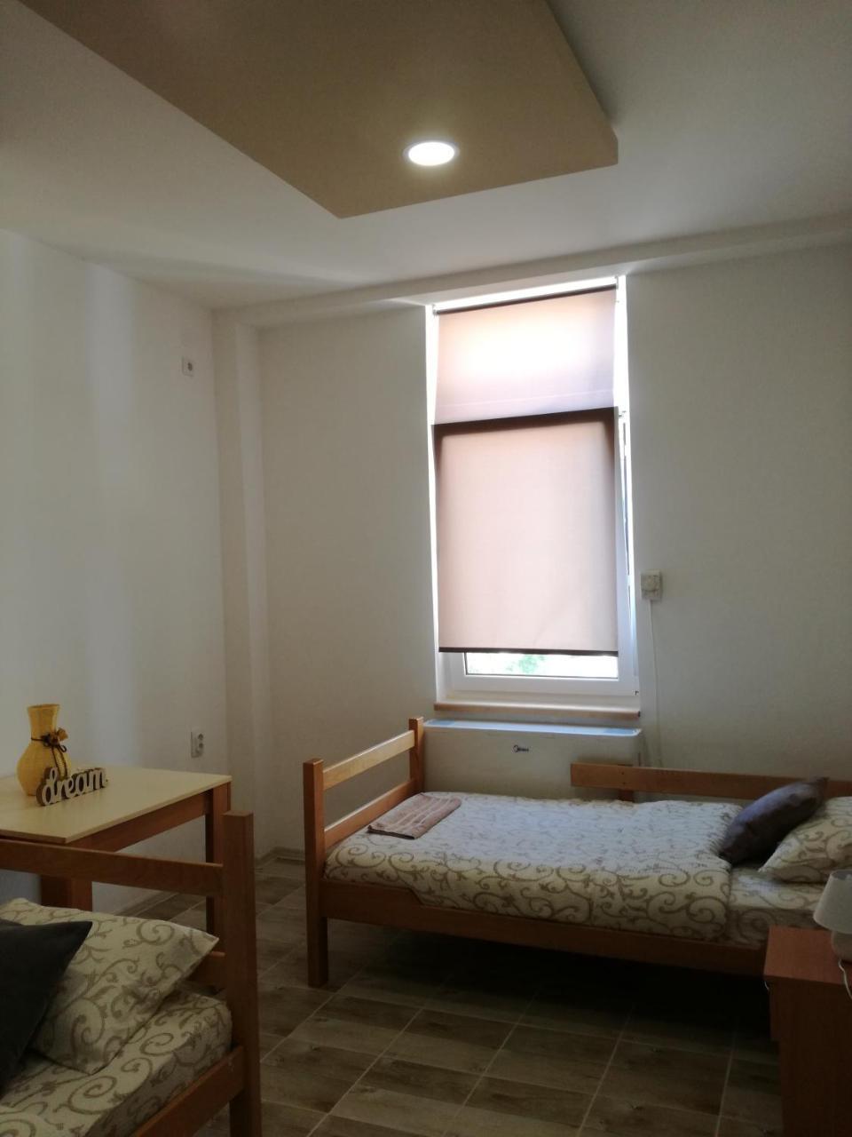 Apartmani Maja Zrenjanin Esterno foto